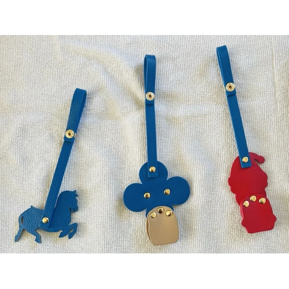 Louis Vuitton 2024 Christmas Holiday VIP Gift Charm Tags - Picture 2 of 7